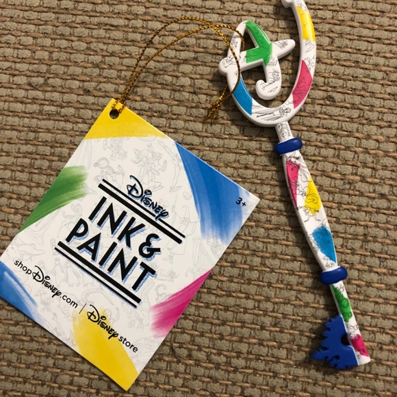 Disney store collectable keys - Picture 9 of 10